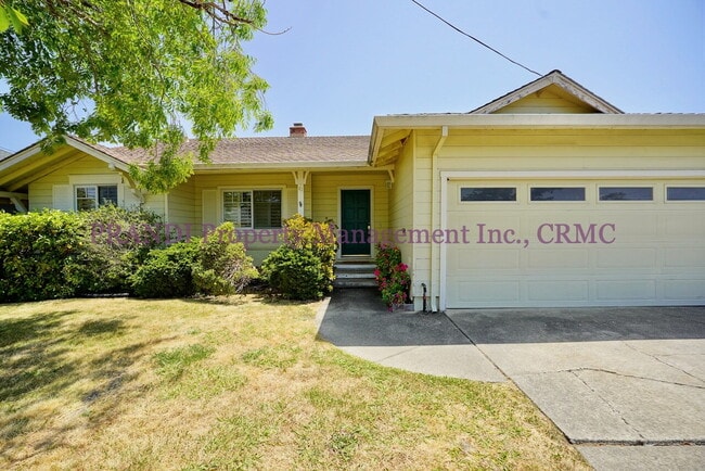 41 Staghound Passage in Corte Madera, CA - Building Photo - Building Photo