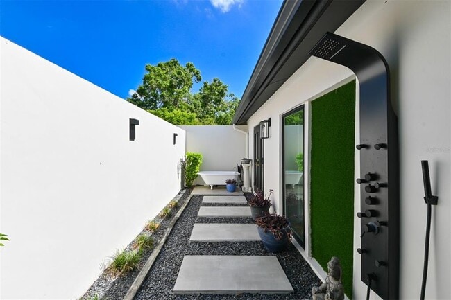 13916 Wellesford Way in Tampa, FL - Building Photo - Building Photo