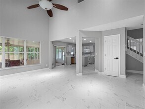 8841 Key W Cir in Tampa, FL - Building Photo - Building Photo
