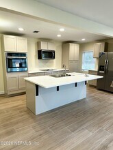 5637 Floral Bluff Rd in Jacksonville, FL - Building Photo - Building Photo