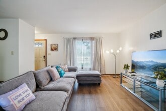 10783 W Appleton Ave in Milwaukee, WI - Building Photo - Building Photo