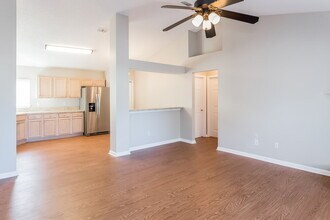 4363 Hanging Moss Dr in Orange Park, FL - Building Photo - Building Photo