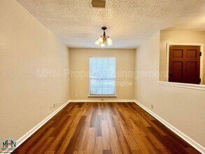 1627 Firwick Dr in San Antonio, TX - Building Photo - Building Photo