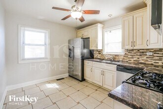 6627 S Keating Ave in Chicago, IL - Building Photo - Building Photo