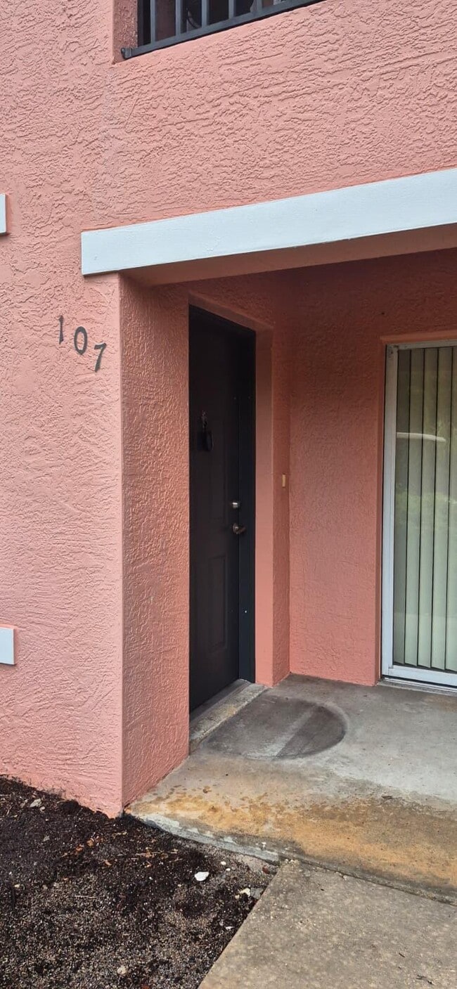 property at 138 SW Peacock Blvd