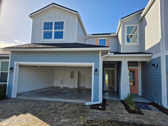 817 Cherry Elm Dr in St. Augustine, FL - Foto de edificio - Building Photo