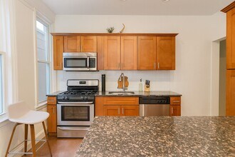 21-11 46th Ave in Queens, NY - Building Photo - Building Photo