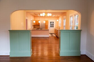 2411 N Roxboro St in Durham, NC - Building Photo - Building Photo