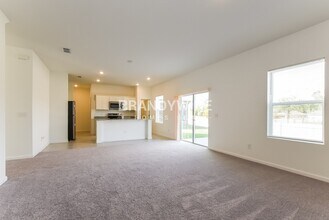 1650 Effra Wy in Sanford, FL - Foto de edificio - Building Photo