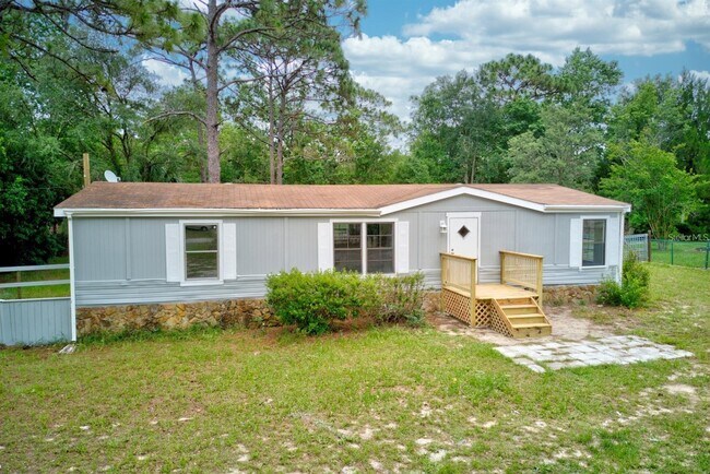 4555 S Leisure Blvd in Lecanto, FL - Foto de edificio - Building Photo