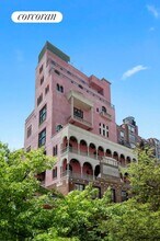 357 W 11th St in New York, NY - Building Photo - Building Photo