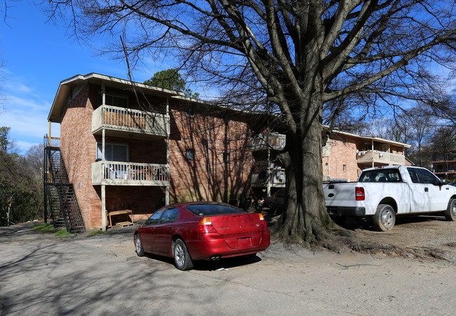 307 W Trinity Ave in Durham, NC - Building Photo - Building Photo