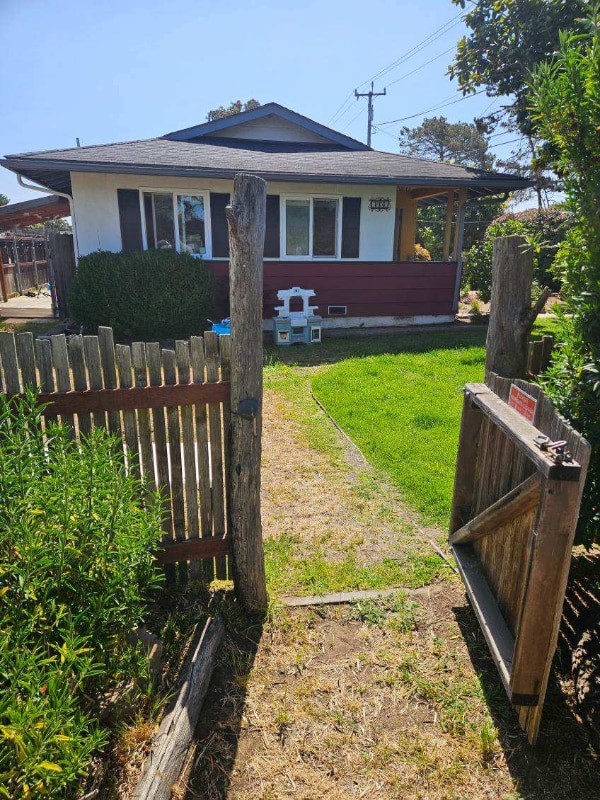 property at 1894 13th St