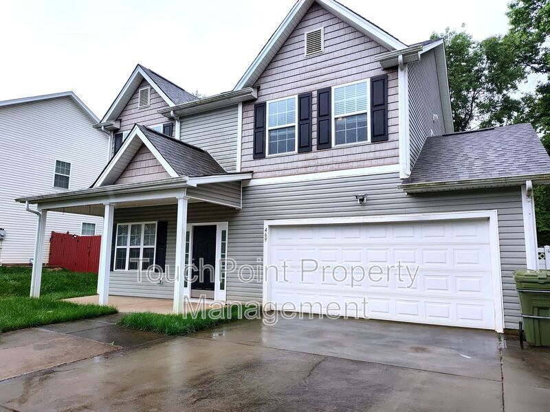 469 Laurel Fork Dr in Fort Mill, SC - Building Photo