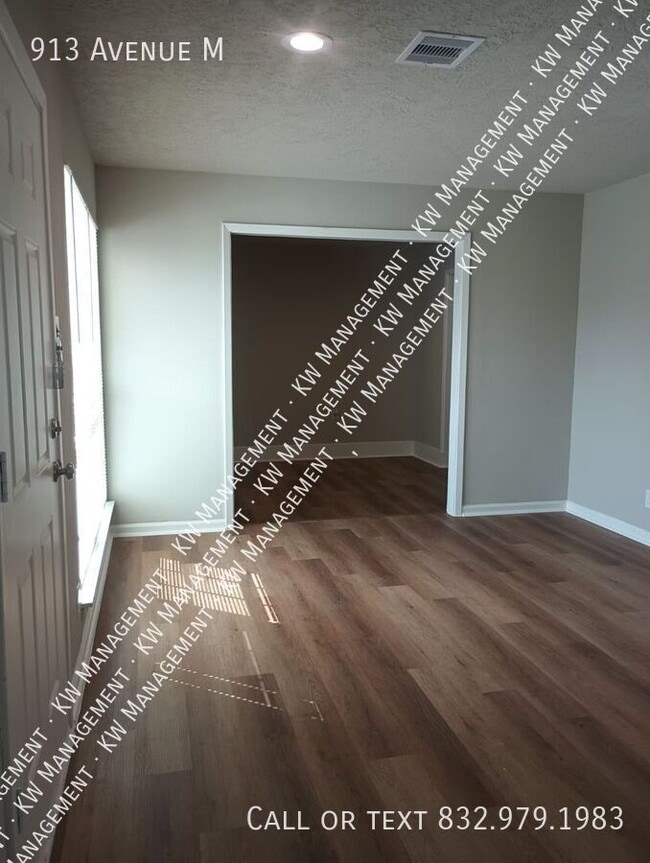 913 Avenue M in South Houston, TX - Building Photo - Building Photo