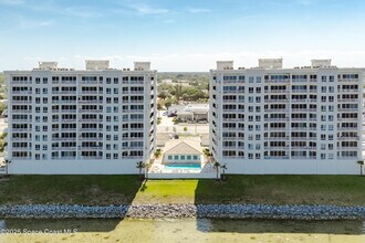 1465 S Harbor City Blvd in Melbourne, FL - Building Photo - Building Photo