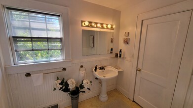 45 W Hillcrest Dr in Greenville, SC - Building Photo - Building Photo