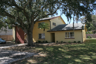 251 N Tuttle Ave in Sarasota, FL - Building Photo - Building Photo