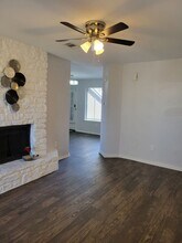 1740 Timber Ridge Rd in Austin, TX - Building Photo - Building Photo
