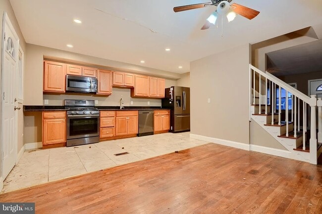 8037 North Boundary Rd in Dundalk, MD - Building Photo - Building Photo