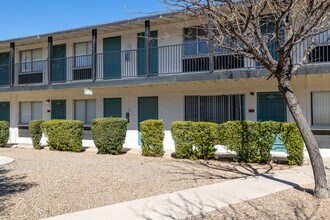 The Axis - Tucson Apartments in Tucson, AZ - Building Photo - Building Photo