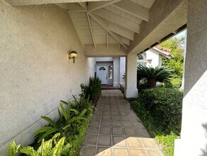 30052 Corte Carrizo in Temecula, CA - Building Photo - Building Photo