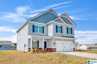 5475 Cedar Creek Dr in Bessemer, AL - Foto de edificio - Building Photo