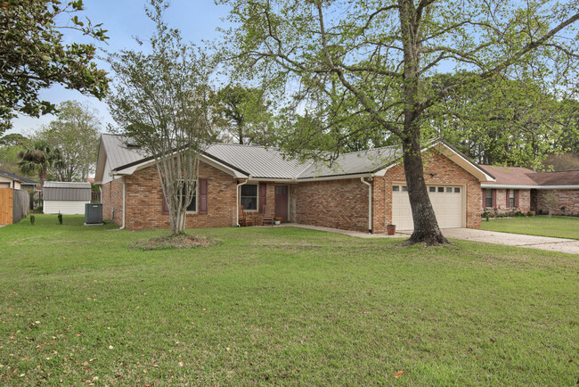 property at 780 Overbrook Dr