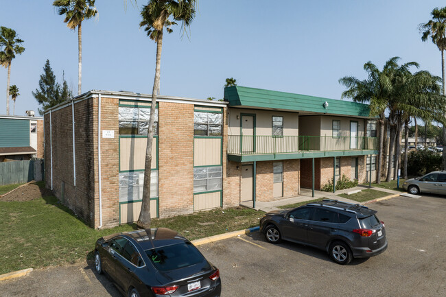 Courtyard Condominiums