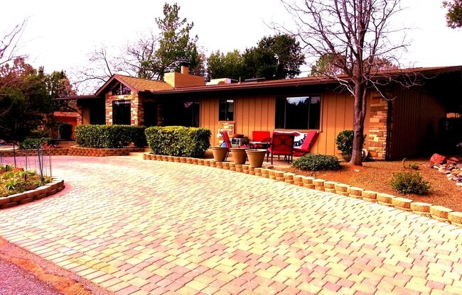 property at 55 Thunderbird Dr