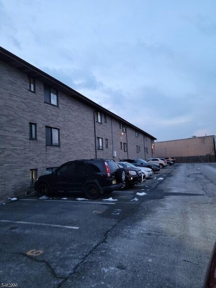 340 Hudson St in Hackensack, NJ - Foto de edificio - Building Photo