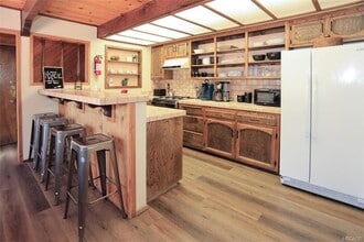 1201 Fox Farm Rd, Unit D07 in Big Bear, CA - Building Photo - Building Photo