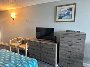 1207 S Ocean Blvd in Myrtle Beach, SC - Building Photo - Building Photo