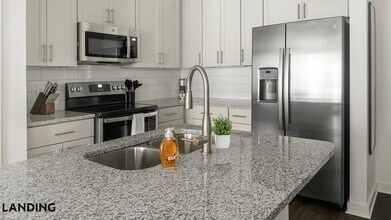 2110 Birkhall St, Unit 2130-109 in Raleigh, NC - Foto de edificio - Building Photo