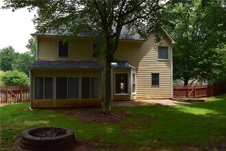 629 Overhill Dr in Woodstock, GA - Building Photo - Building Photo