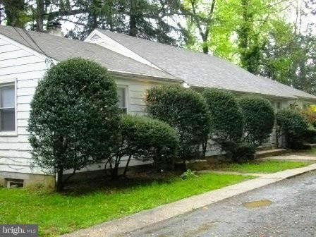 property at 410 Franklin St