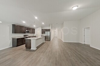 106 Bluff Rd in Springfield, GA - Foto de edificio - Building Photo