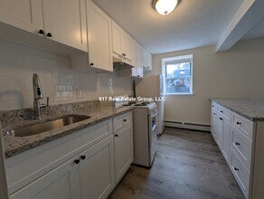 176 N Beacon St in Boston, MA - Building Photo - Building Photo