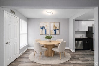 Regency Townhomes in Philadelphia, PA - Building Photo - Building Photo