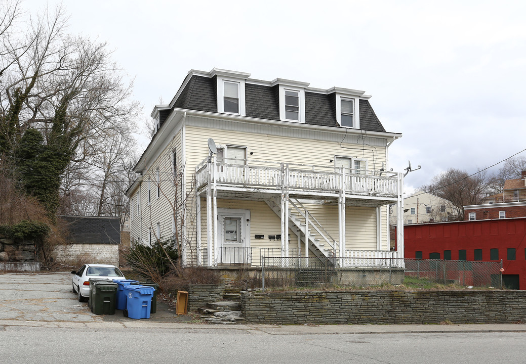 343 Franklin St in Norwich, CT - Building Photo