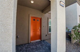 7483 Coastal Ledge St in Las Vegas, NV - Building Photo - Building Photo