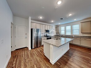 814 S 150th Dr in Goodyear, AZ - Building Photo - Building Photo