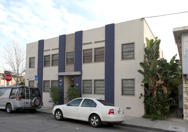 44 N Alboni Pl in Long Beach, CA - Building Photo - Building Photo