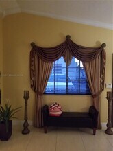 12359 NW 98th Pl in Hialeah Gardens, FL - Building Photo - Building Photo