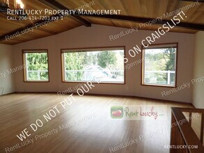 31037 6th Pl SW in Federal Way, WA - Building Photo - Building Photo