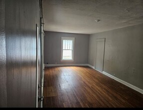 610 S Washington St, Unit A in Bloomington, IN - Foto de edificio - Building Photo