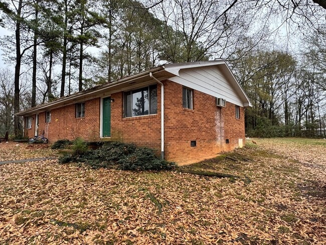 3733 Robert Riding Rd in Shelby, NC - Building Photo - Building Photo