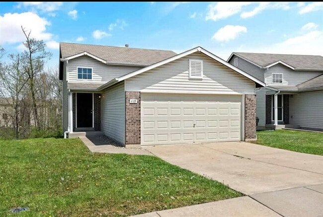 property at 419 Ramblewood Way
