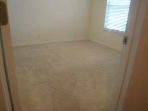1501 E 3rd St, Unit B in Austin, TX - Building Photo - Building Photo
