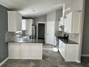 758 Parkridge Pkwy in Spring Creek, NV - Building Photo - Building Photo